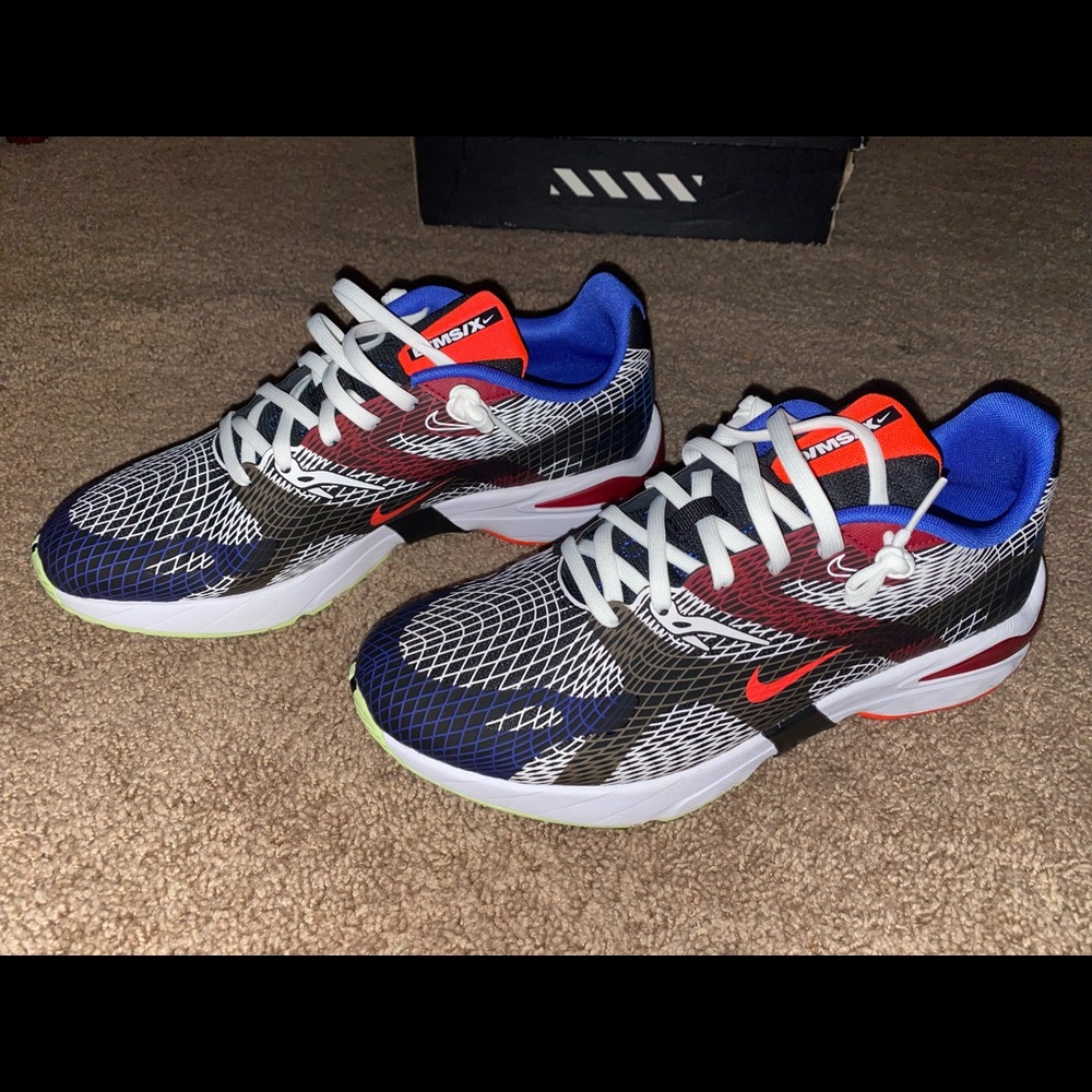 Men Nike Ghoswift Sneaker